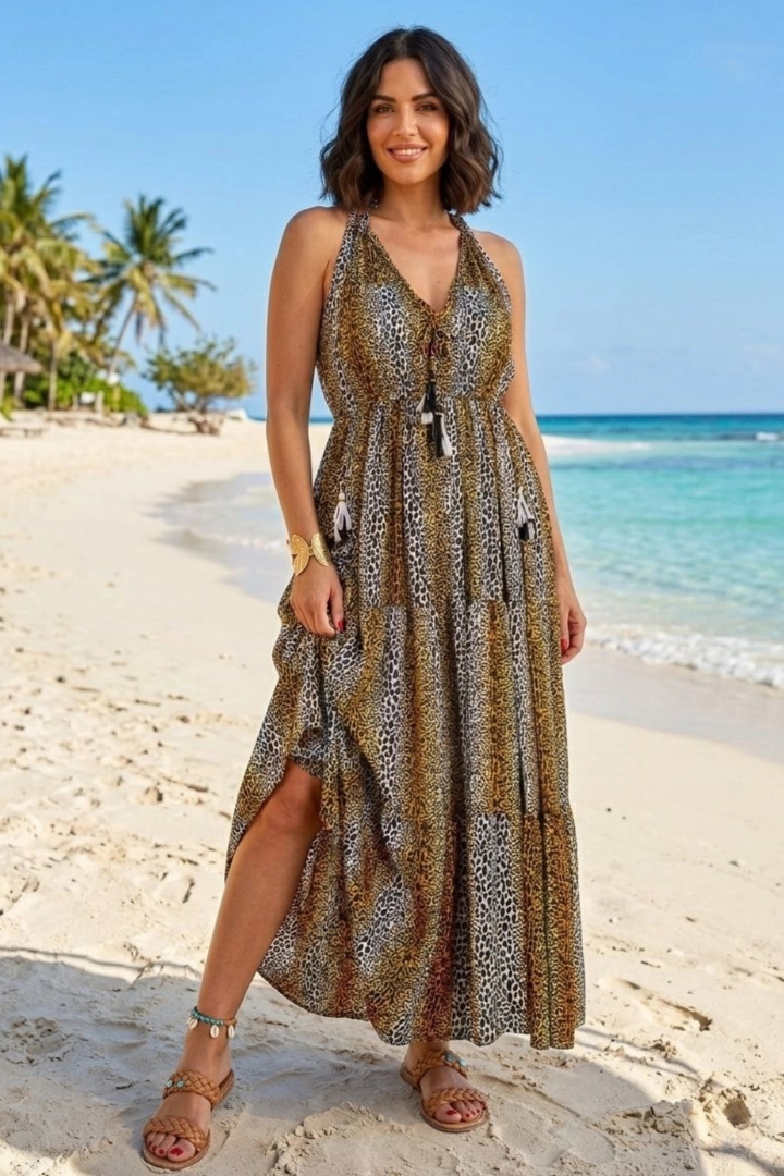 Sukienka maxi karmelowa w panterkę na ramiączkach rozkloszowana z wiązaniem przy dekolcie Olivola