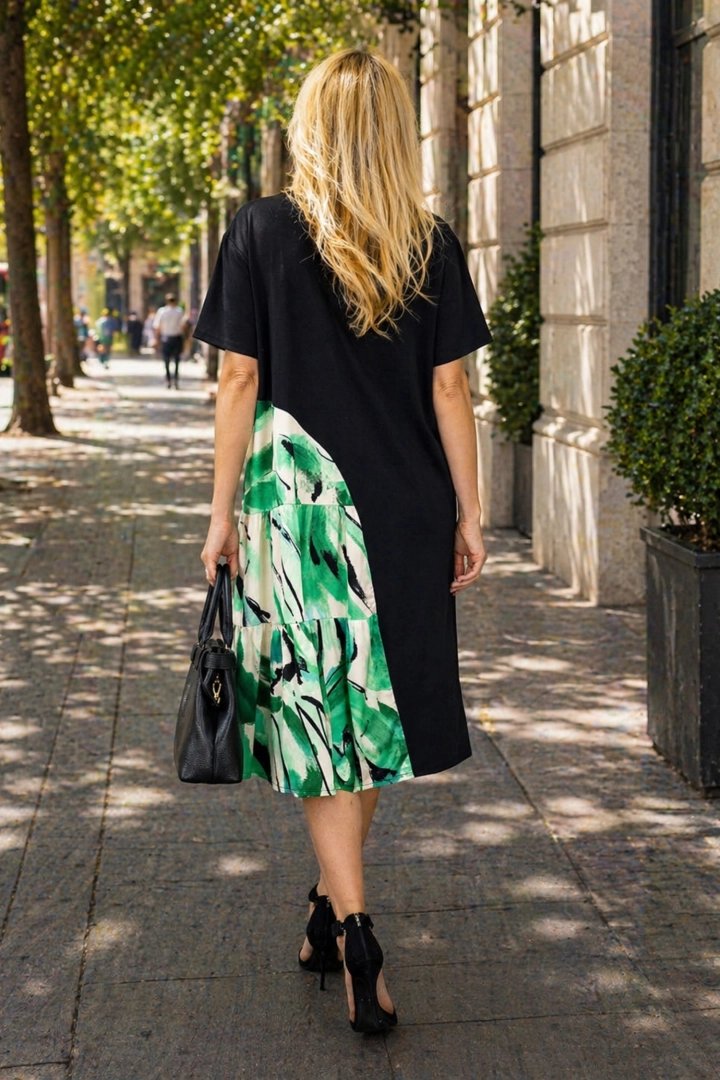 czarna sukienka damska midi zielony print asymetryczna rozkloszowana z krótkim rękawem Battistocchi