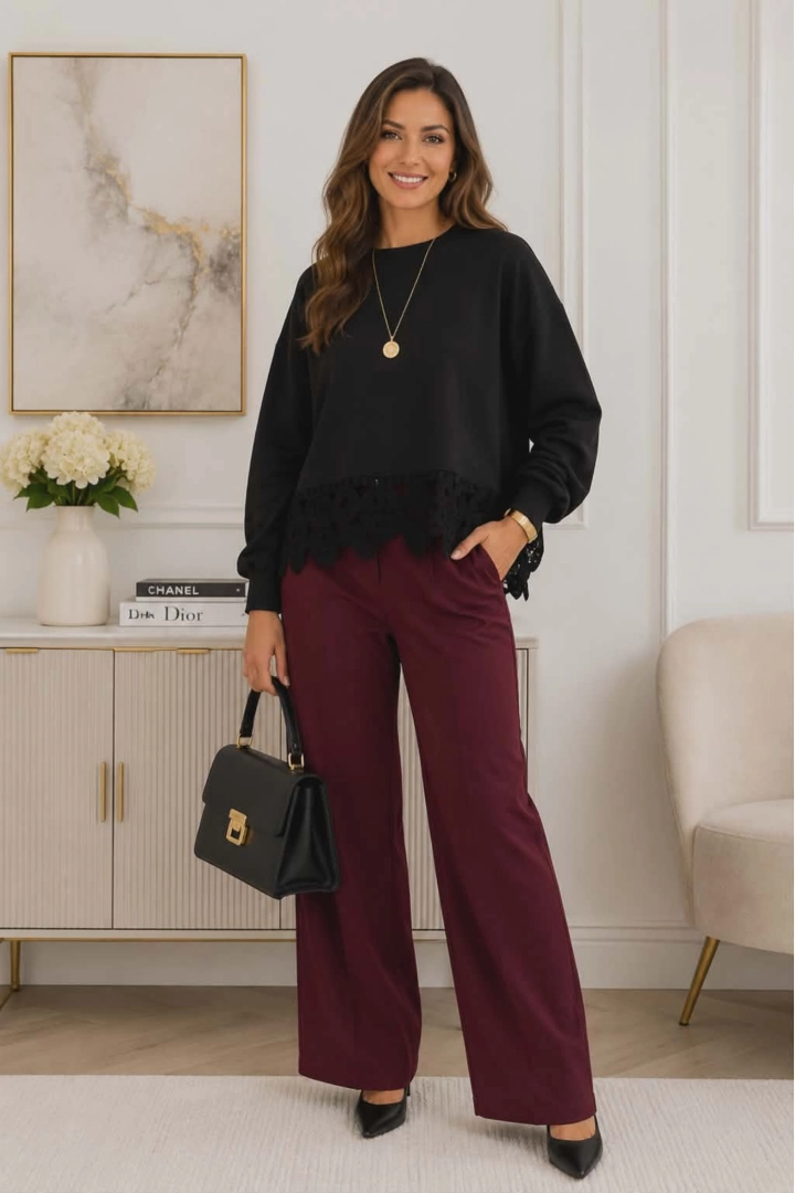 Bluza damska czarna bawełniana oversize z długim rękawem z ażurową wstawką na dole Pianatelle