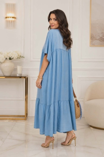 Długa sukienka damska jeansowa light denim blue oversize z dekoltem V szeroki krój Marchetti