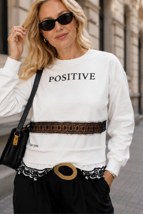 Bluza damska biała z koronką i nadrukiem POSITIVE Canili