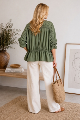 Bluzka damska khaki oversize z gumką i luźnym krojem Aquilone