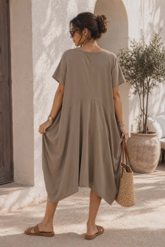 Sukienka midi taupe luźna oversize z kieszeniami lekka Querciolare