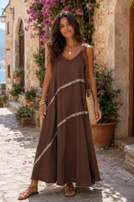 Sukienka boho maxi w kolorze brązowym z naturalnych materiałów