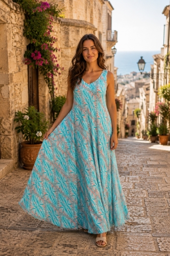 Sukienka maxi wiskozowa tiffany blue cięta ze skosu na ramiączkach rozkloszowana na lato Sparone