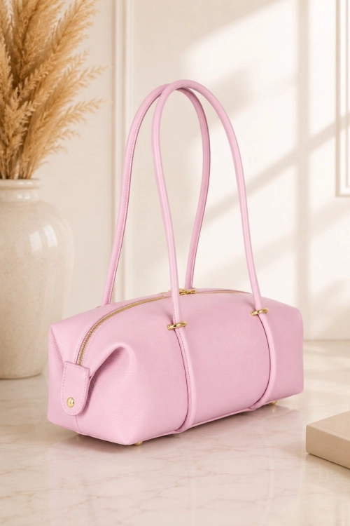 Torebka damska skórzana pudrowo różowa kuferek elegancka bowling bag z długim uchwytem Lerrone