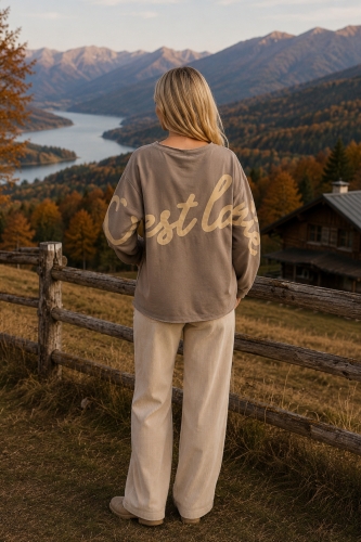 Fango bluza oversize z napisami i obniżoną linią ramion Casafort
