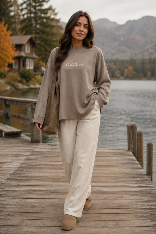 Bluza oversize fango z obniżoną linią ramion i napisami surowo wykończona Casafort