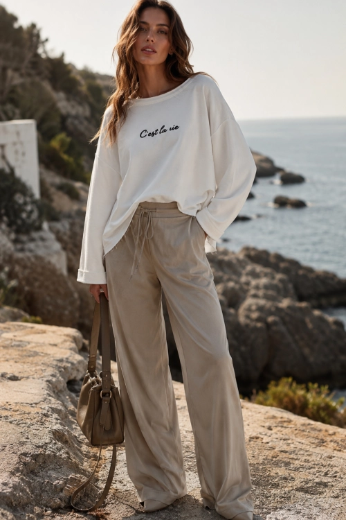 Bluza biała oversize z napisami Casafort