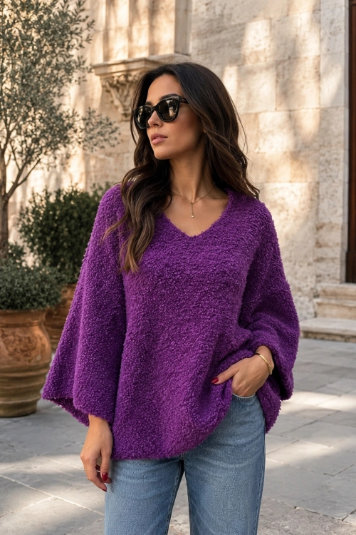 Biskupi sweter boucle z dekoltem V damski Tesinoa