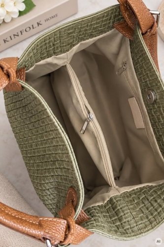 Khaki torebka damska shopper ze skóry plecionej o eleganckim fasonie Suances