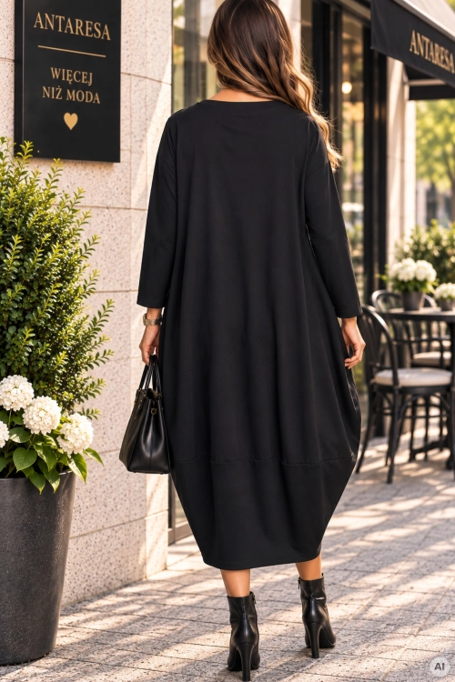 Elegancka sukienka midi czarna bombka plus size z długim rękawem i luźnym fasonem Gemmano