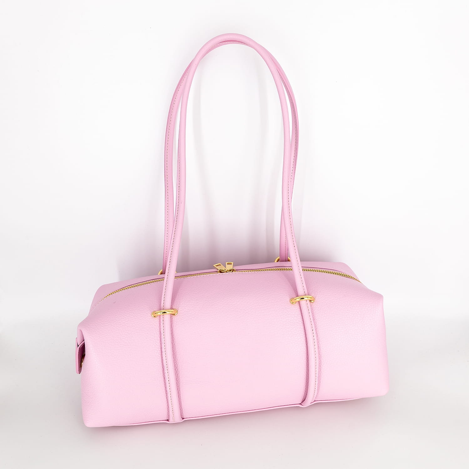 TOREBKA SKÓRZANA TYPU BOWLING BAG KUFEREK PROSTOKĄTNY NA RAMIĘ NA SUWAK Z ZAPINANYMI BOKAMI CARNATE PUDROWA RÓŻOWA